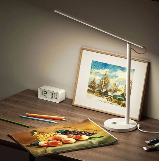 Xiaomi Pametna stolna lampa LED Mi Desk Lamp Pro
