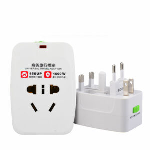 Univerzalni putni adapter za uticnicu 1500W bijeli